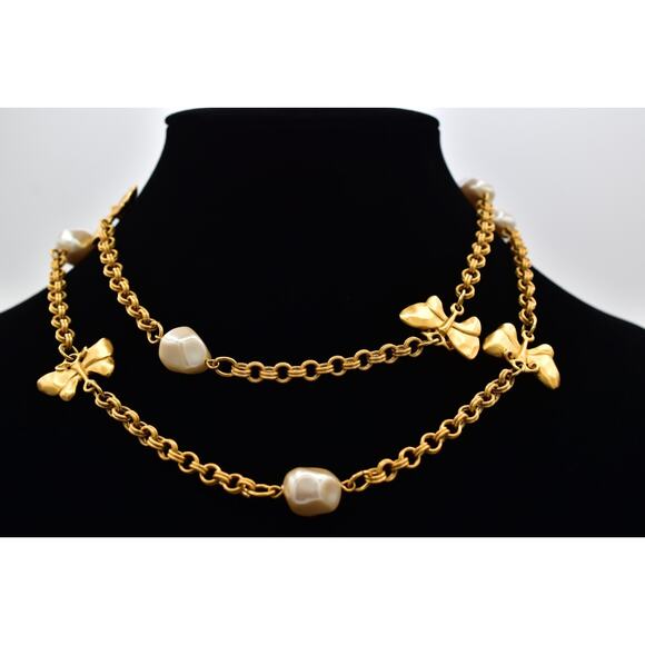 Givenchy Vintage Butterfly Pearl Necklace Brushed Gold Chunky Signed 1980s BinBL - Picture 1 of 12